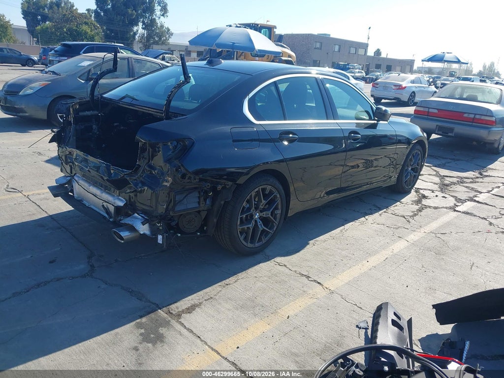 2026 BMW 330I Xdrive NA photo 4