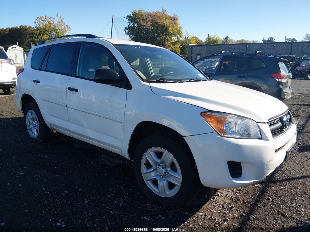 2011 Toyota RAV4 photo 1
