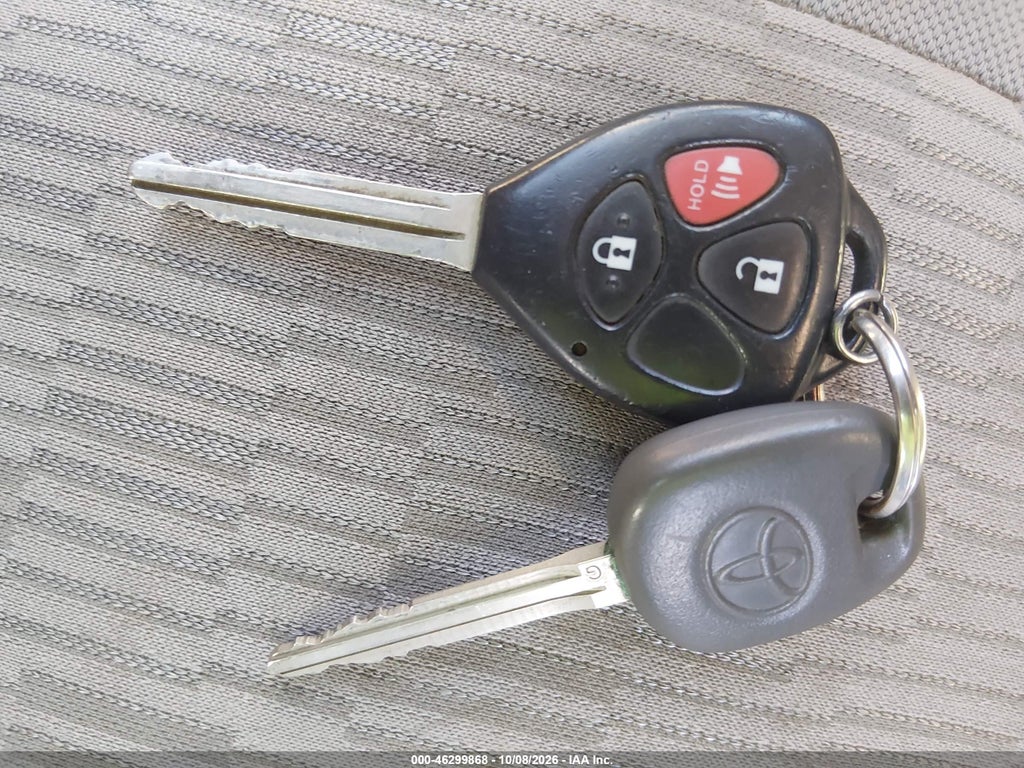 2011 Toyota RAV4 photo 11