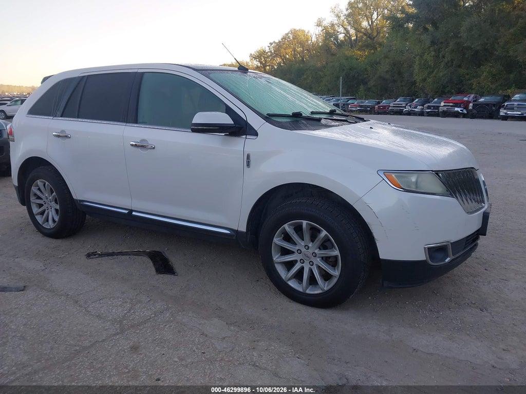 2013 Lincoln MKX photo 1
