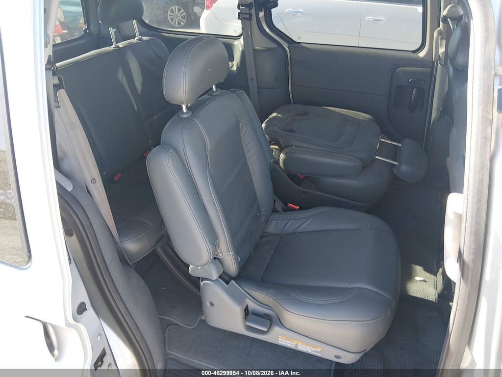 2002 Nissan Quest GLE photo 8