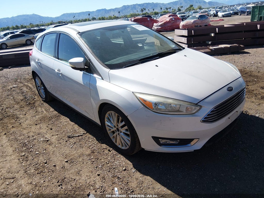 2017 Ford Focus Titanium photo 1