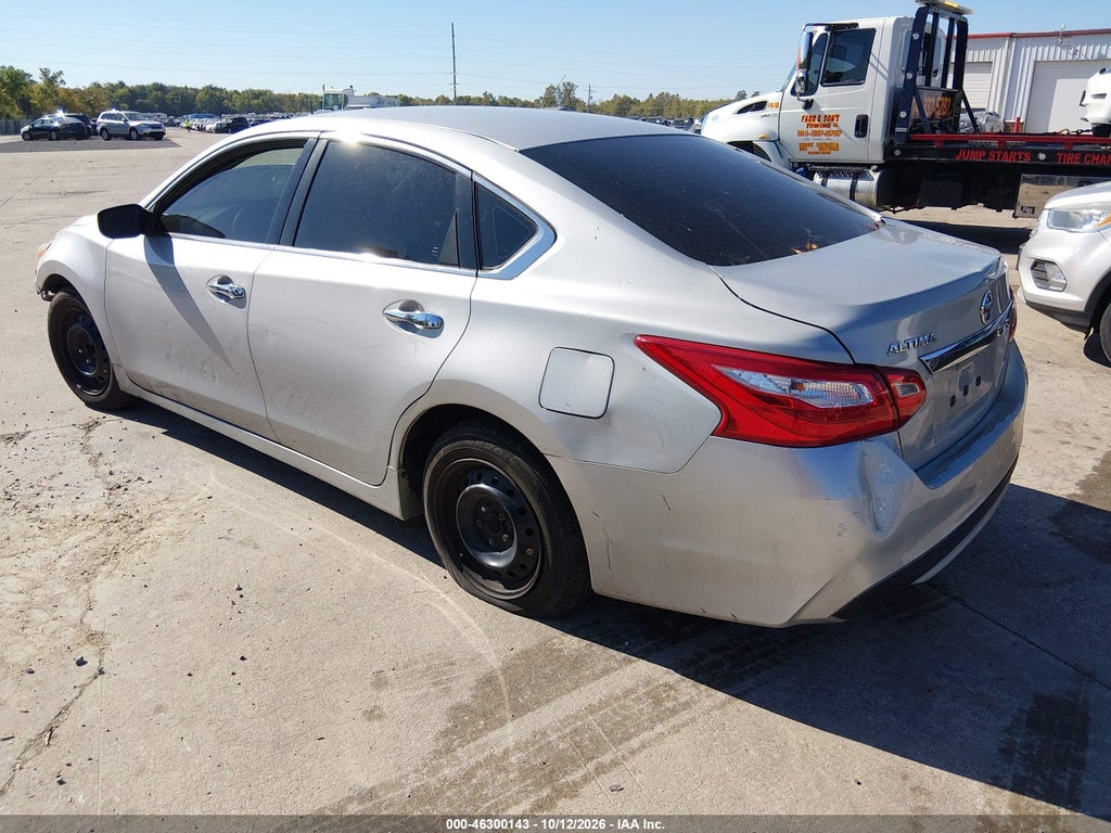 2017 Nissan Altima 2.5 S photo 3