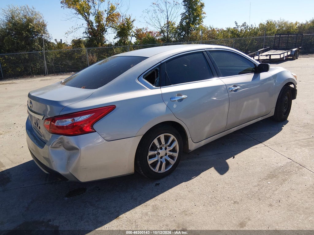 2017 Nissan Altima 2.5 S photo 4