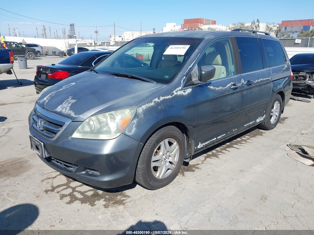 2005 Honda Odyssey EX photo 2