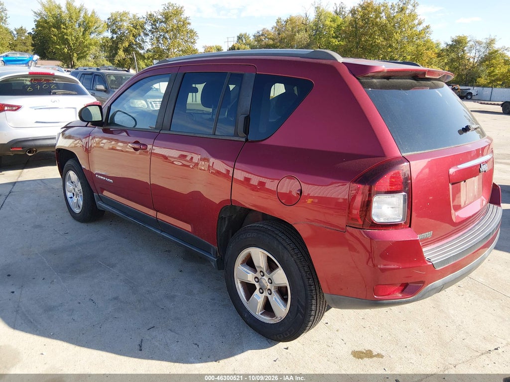 2015 Jeep Compass Sport photo 3