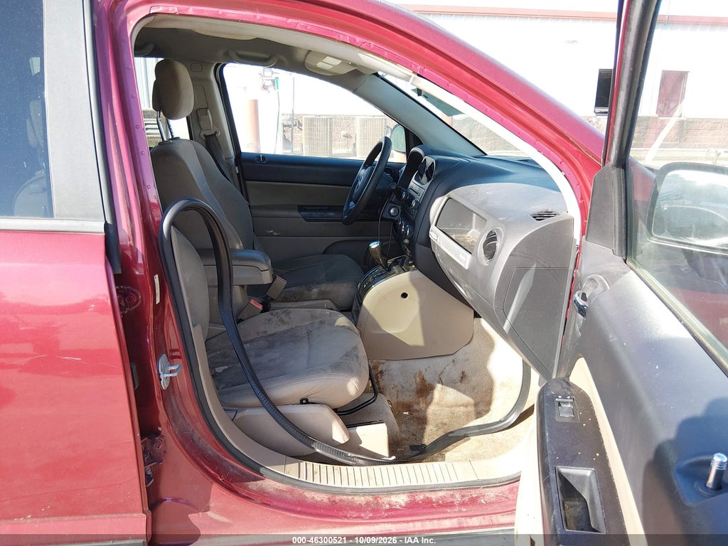 2015 Jeep Compass Sport photo 5