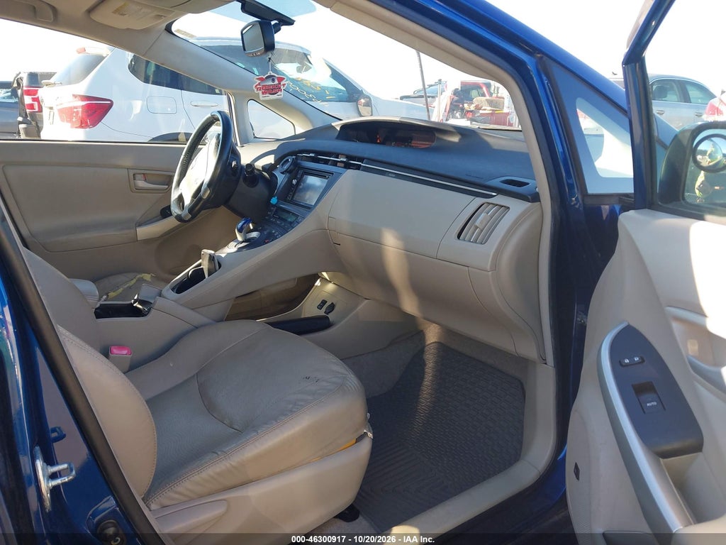 2010 Toyota Prius IV photo 5