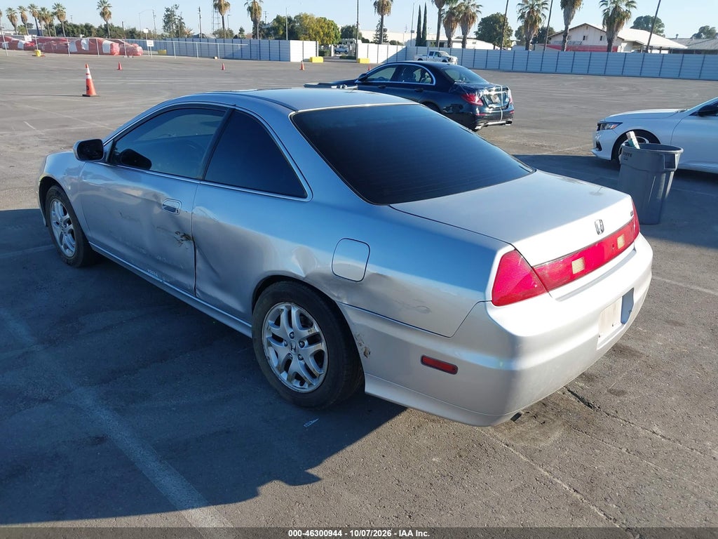 2002 Honda Accord 3.0 EX photo 3