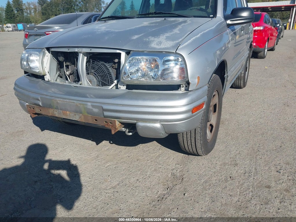 2002 Suzuki Vitara JLX photo 6