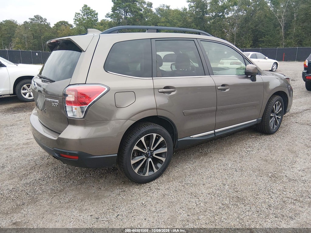 2018 Subaru Forester 2.0XT Touring photo 4