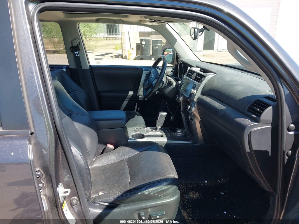 2011 Toyota 4RUNNER Limited V6 photo 5
