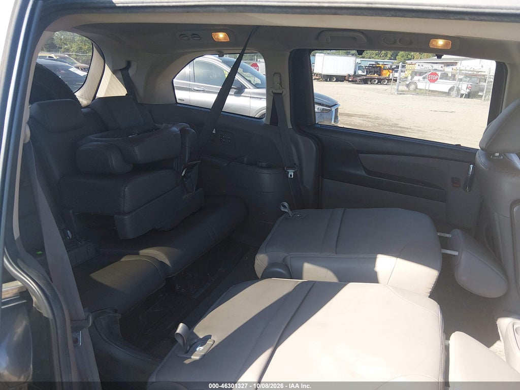 2015 Honda Odyssey EX-L photo 8