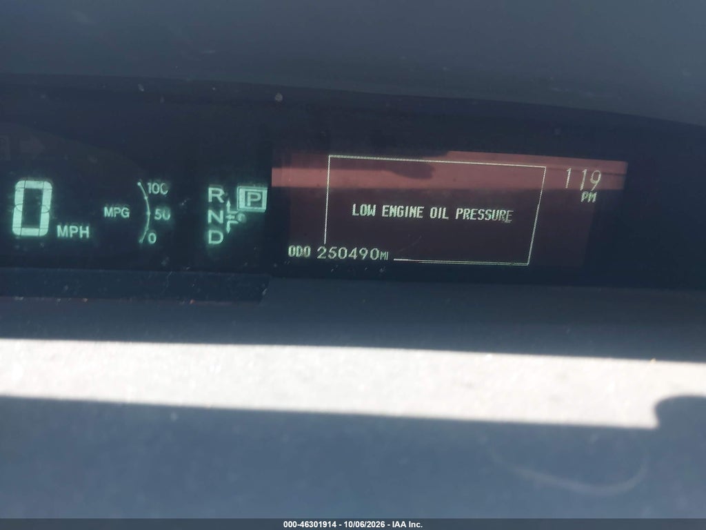 2013 Toyota Prius Three photo 7