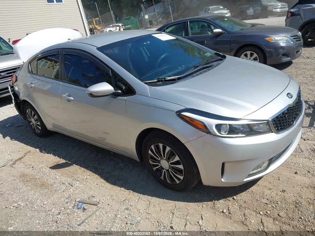 2018 Kia Forte LX photo 1