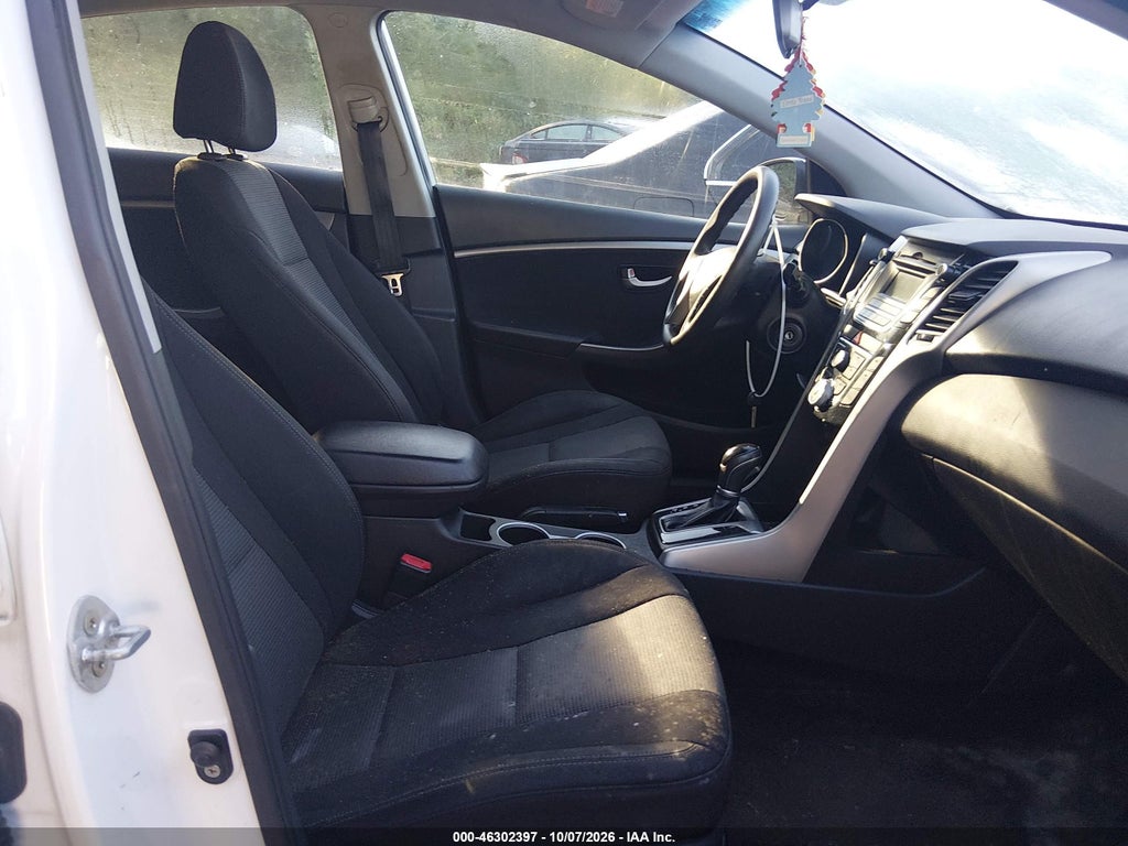 2017 Hyundai Elantra GT photo 5