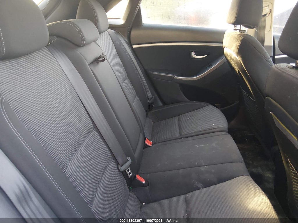 2017 Hyundai Elantra GT photo 8