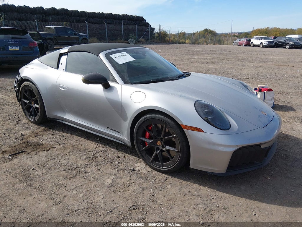 2026 Porsche 911 Targa 4 GTS photo 1