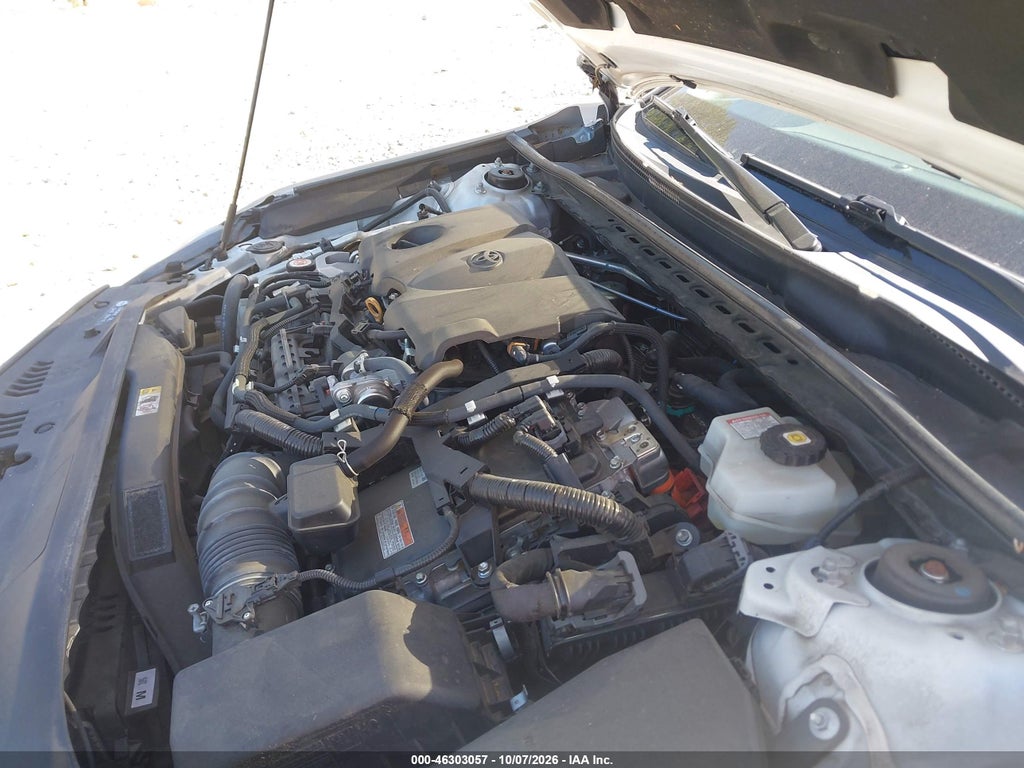 2022 Toyota Camry SE Hybrid photo 10