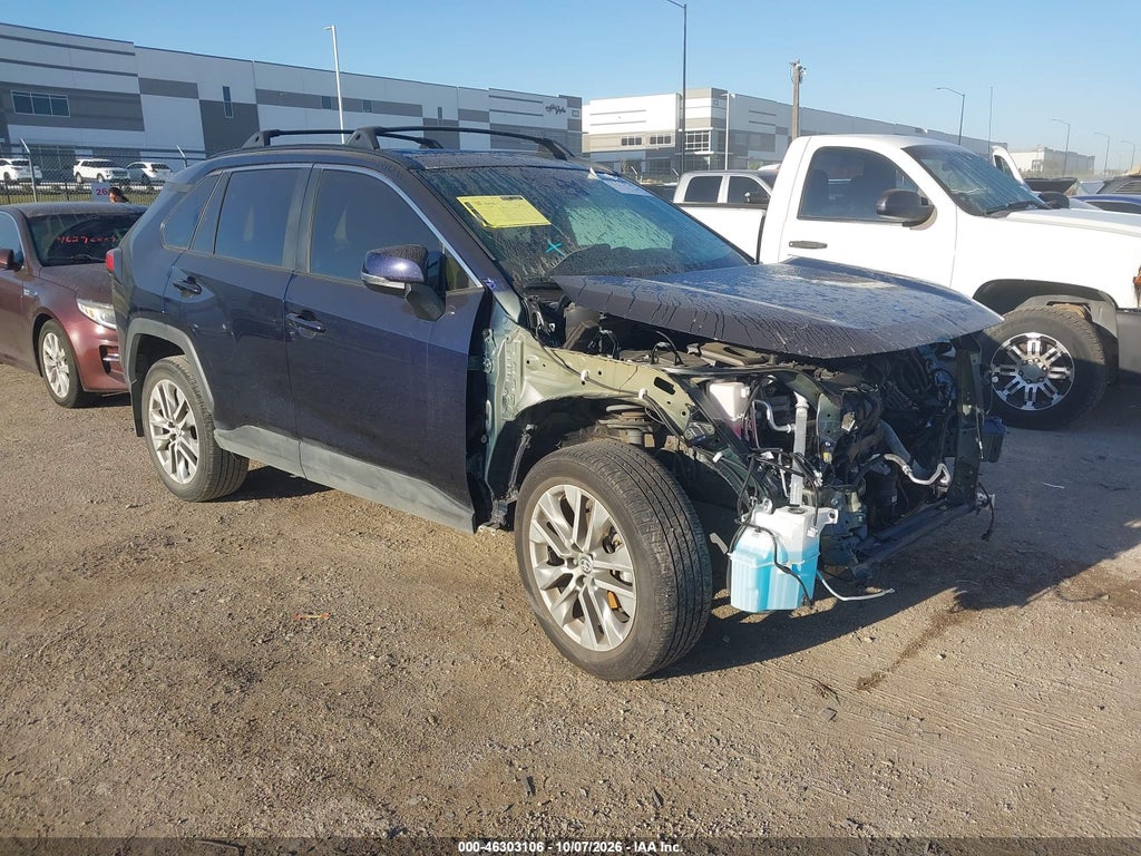 2024 Toyota RAV4 XLE Premium photo 1
