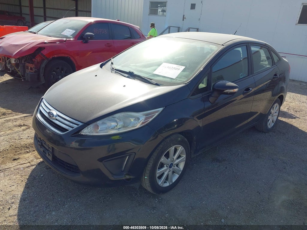 2013 Ford Fiesta SE photo 2