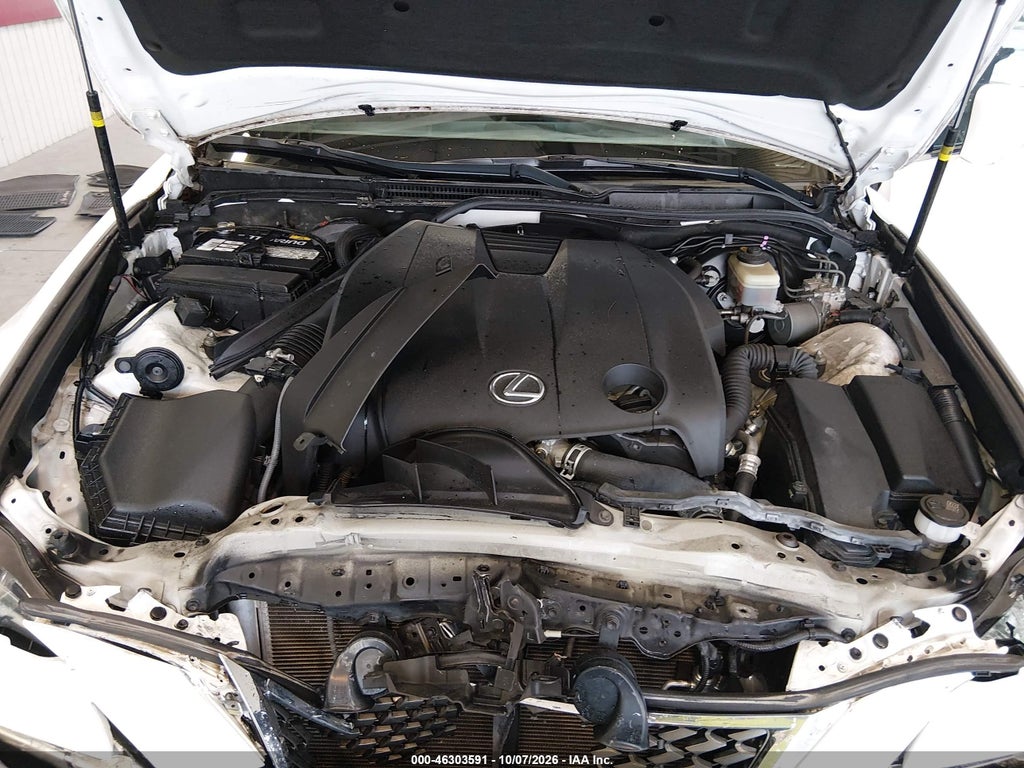 2015 Lexus IS 250 photo 10