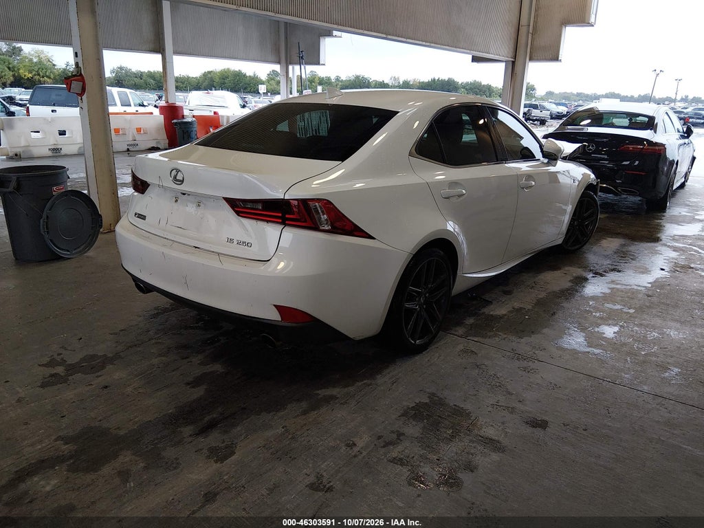 2015 Lexus IS 250 photo 4