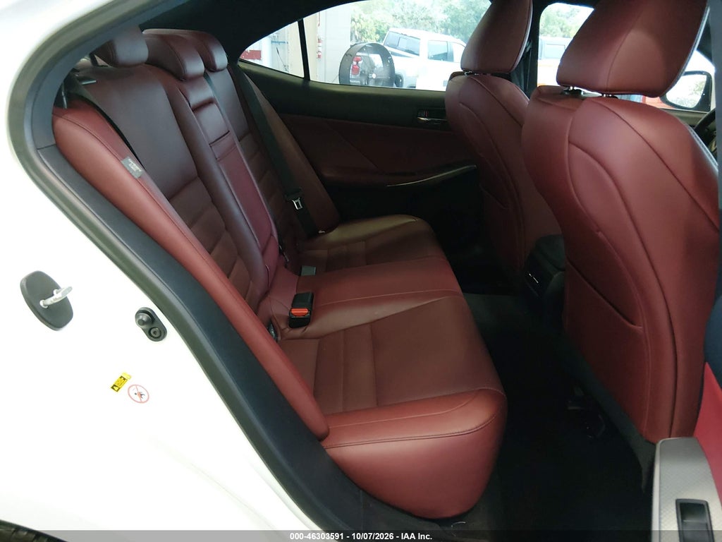 2015 Lexus IS 250 photo 8