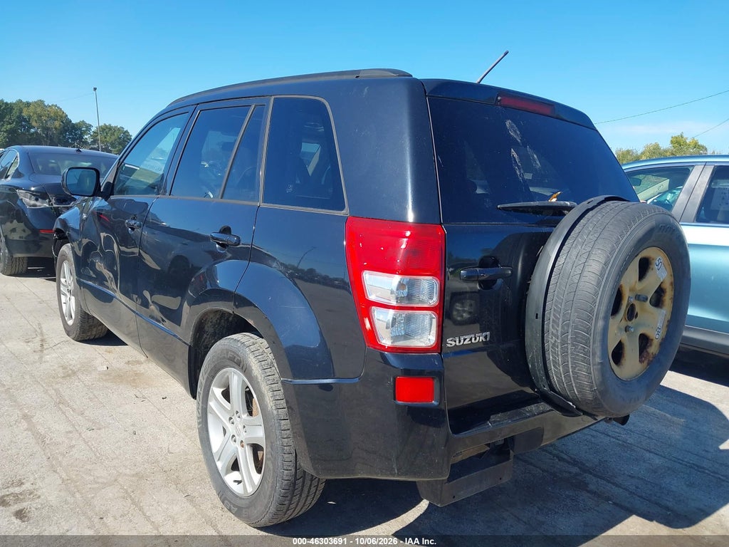 2006 Suzuki Grand Vitara Luxury photo 3