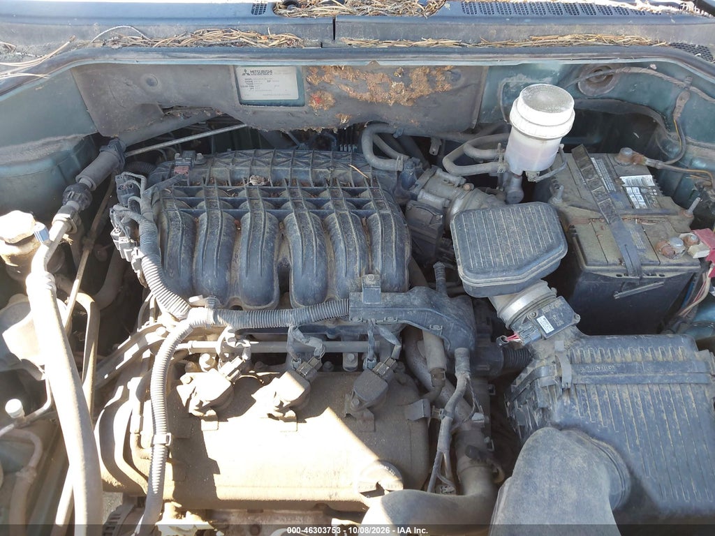 2005 Mitsubishi Endeavor LS photo 10