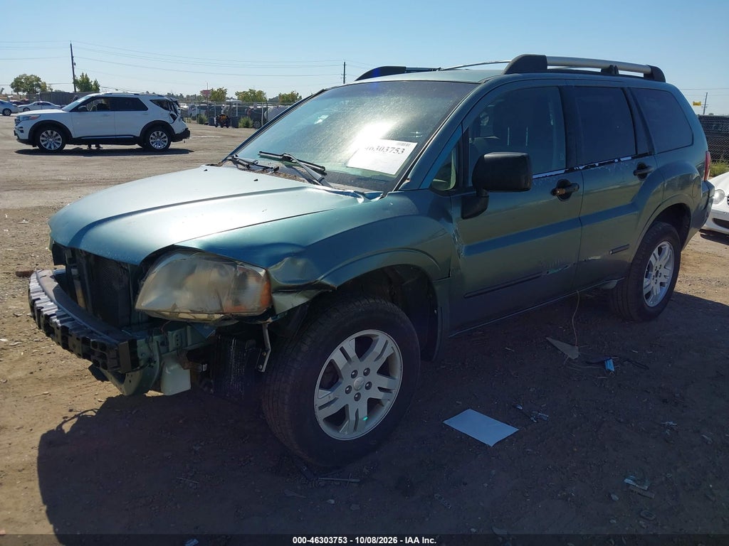 2005 Mitsubishi Endeavor LS photo 2