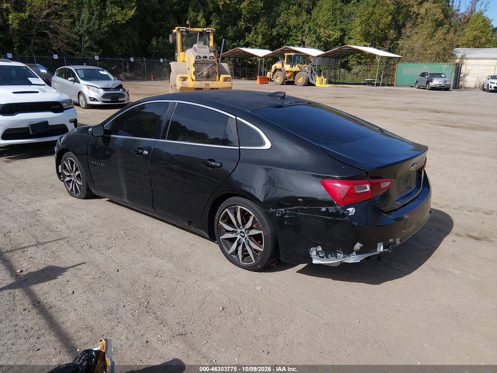 2016 Chevrolet Malibu 2LT photo 3