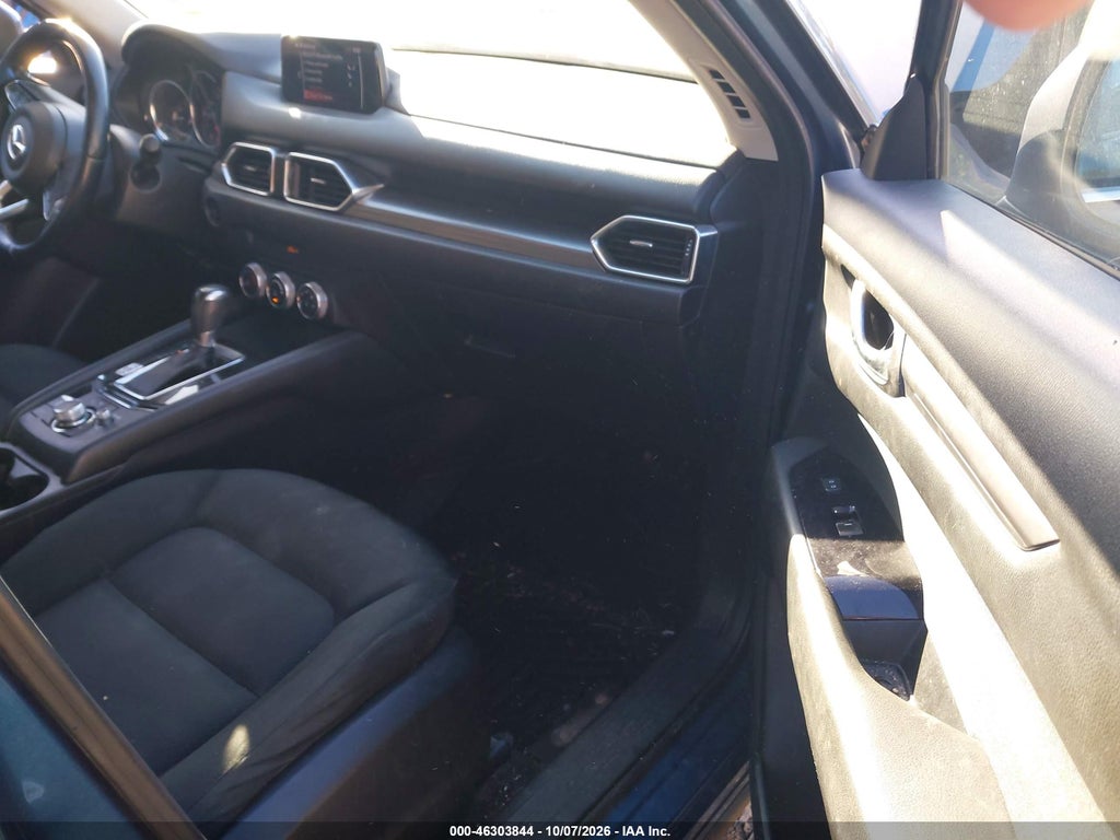 2019 Mazda CX-5 Sport photo 5