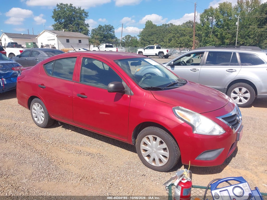2015 Nissan Versa 1.6 S+ photo 1