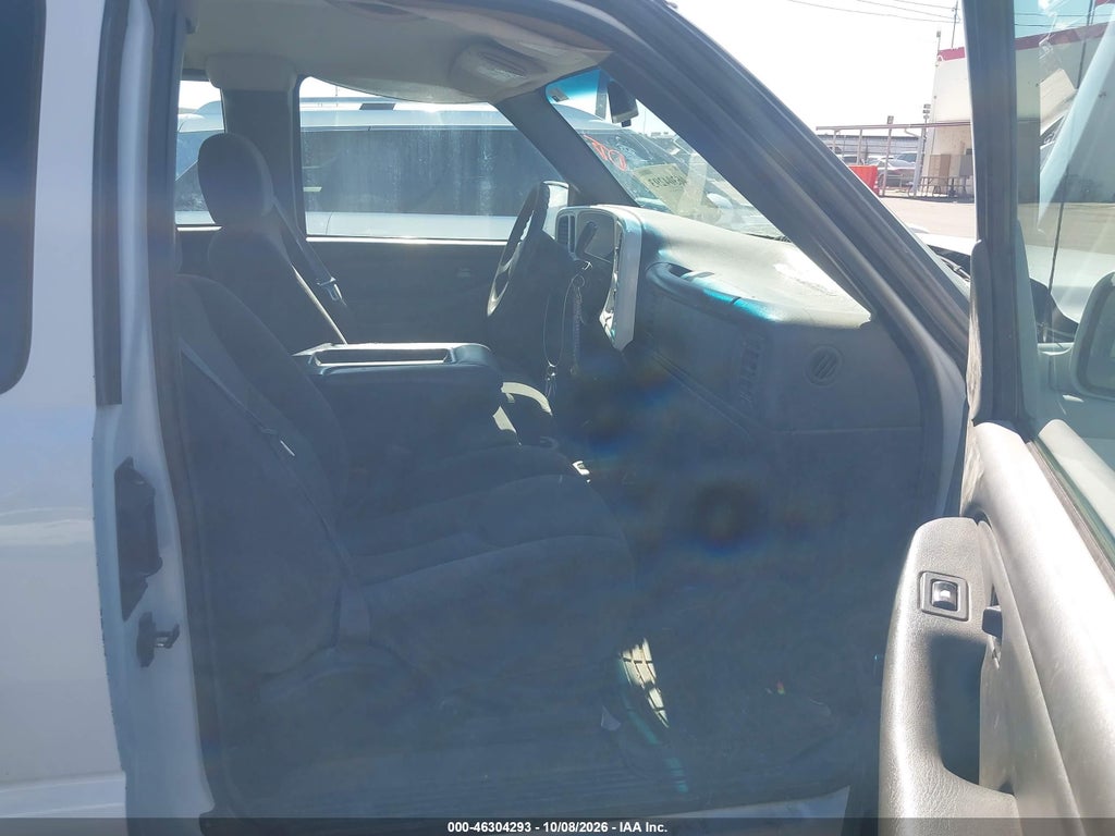 2003 Chevrolet Silverado 1500 photo 5