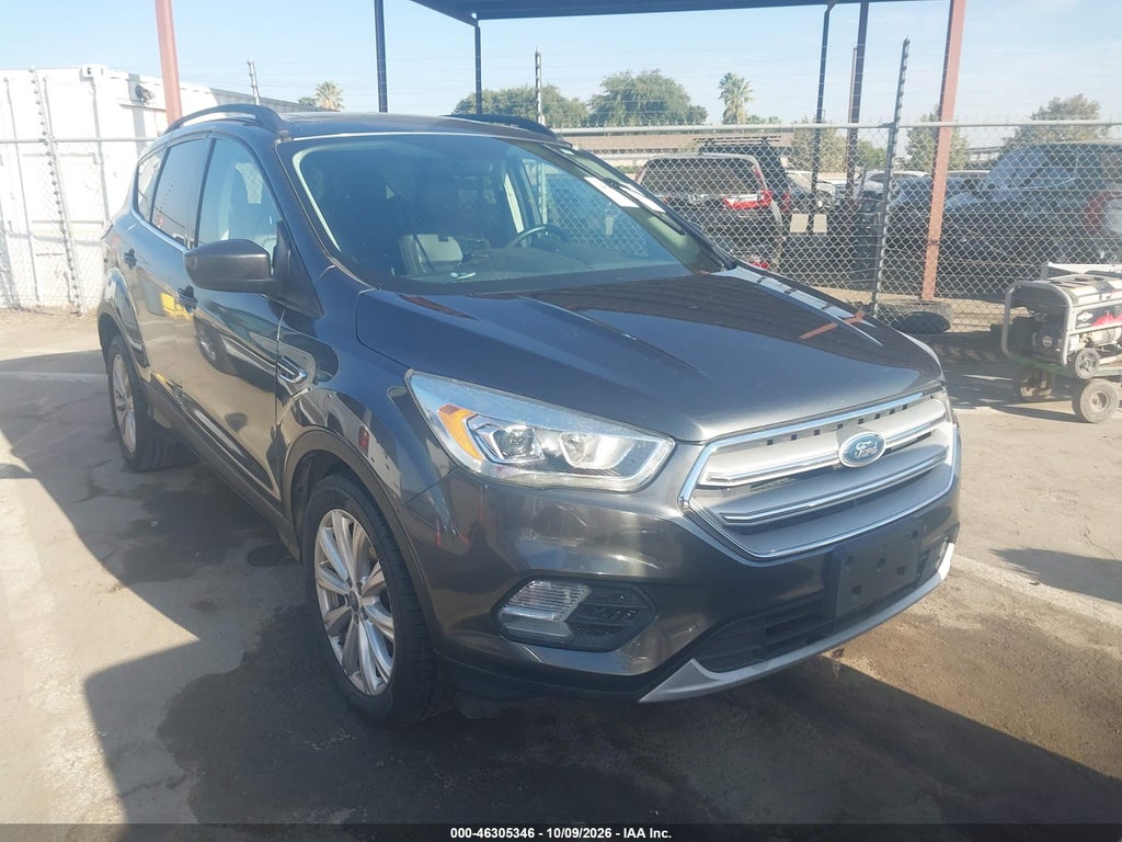 2019 Ford Escape SEL photo 1