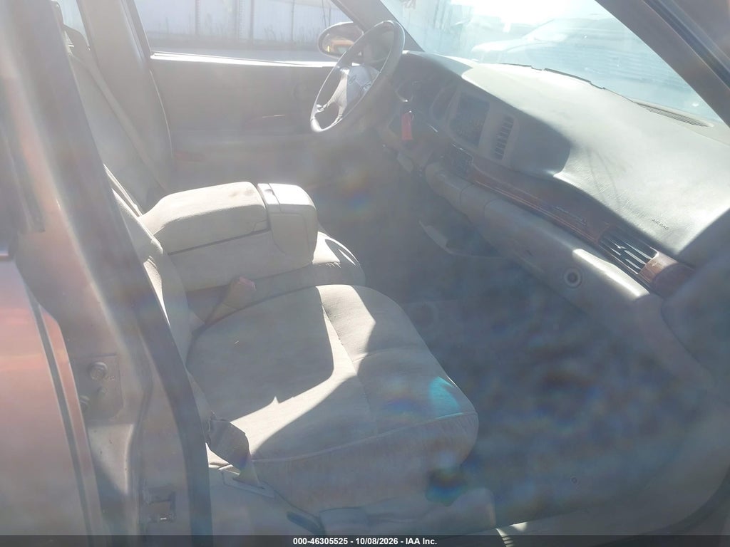 2002 Buick Lesabre Custom photo 5