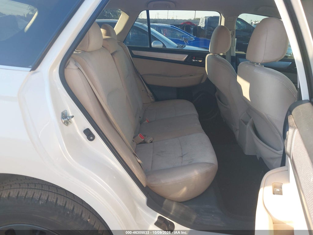 2015 Subaru Outback 2.5I Premium photo 8