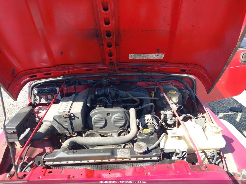 2004 Jeep Wrangler SE photo 10
