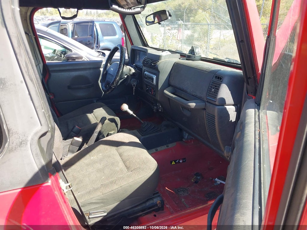 2004 Jeep Wrangler SE photo 5