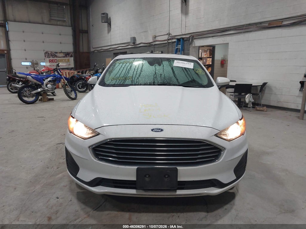 2019 Ford Fusion SE photo 6