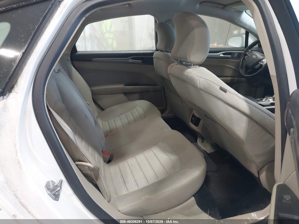 2019 Ford Fusion SE photo 8
