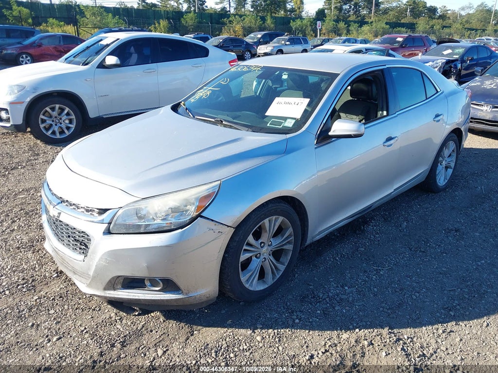 2014 Chevrolet Malibu 2LT photo 2