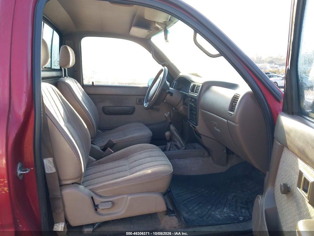 1995 Toyota Tacoma photo 8