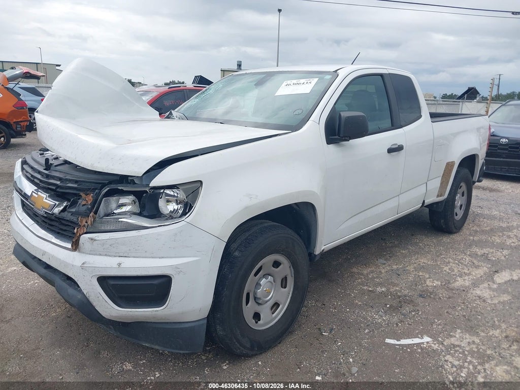 2016 Chevrolet Colorado WT photo 2