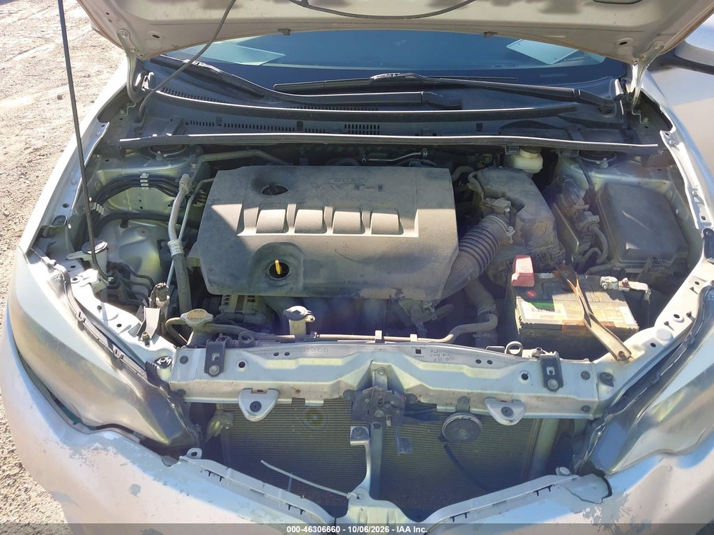 2016 Toyota Corolla LE photo 10