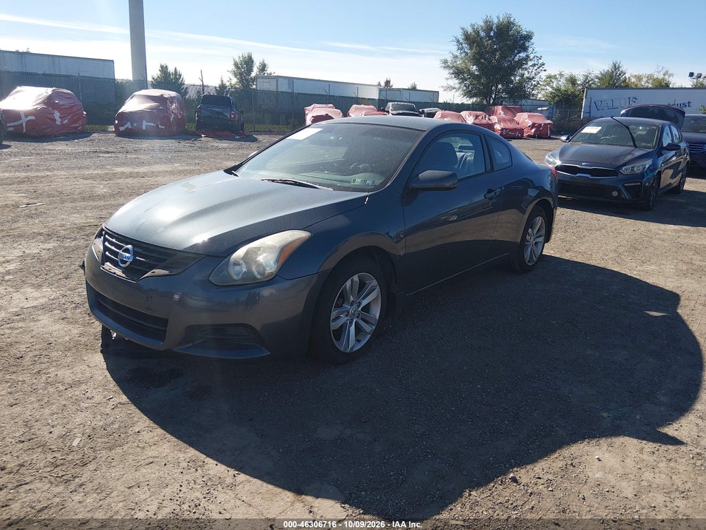 2011 Nissan Altima 2.5 S photo 2