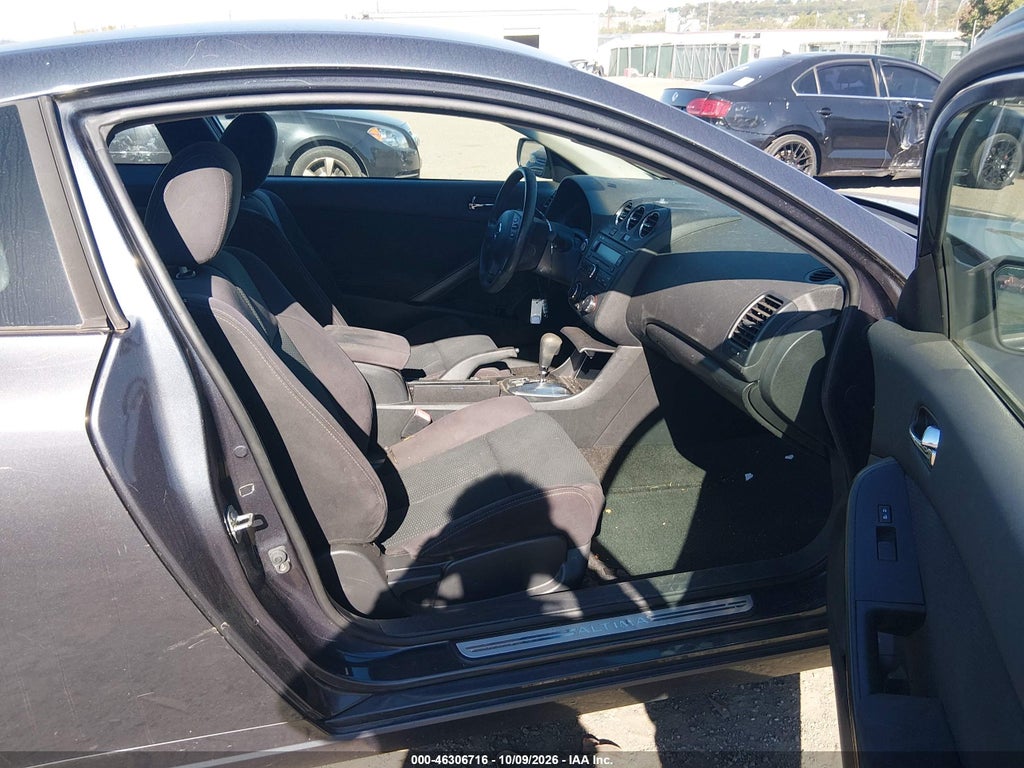 2011 Nissan Altima 2.5 S photo 5