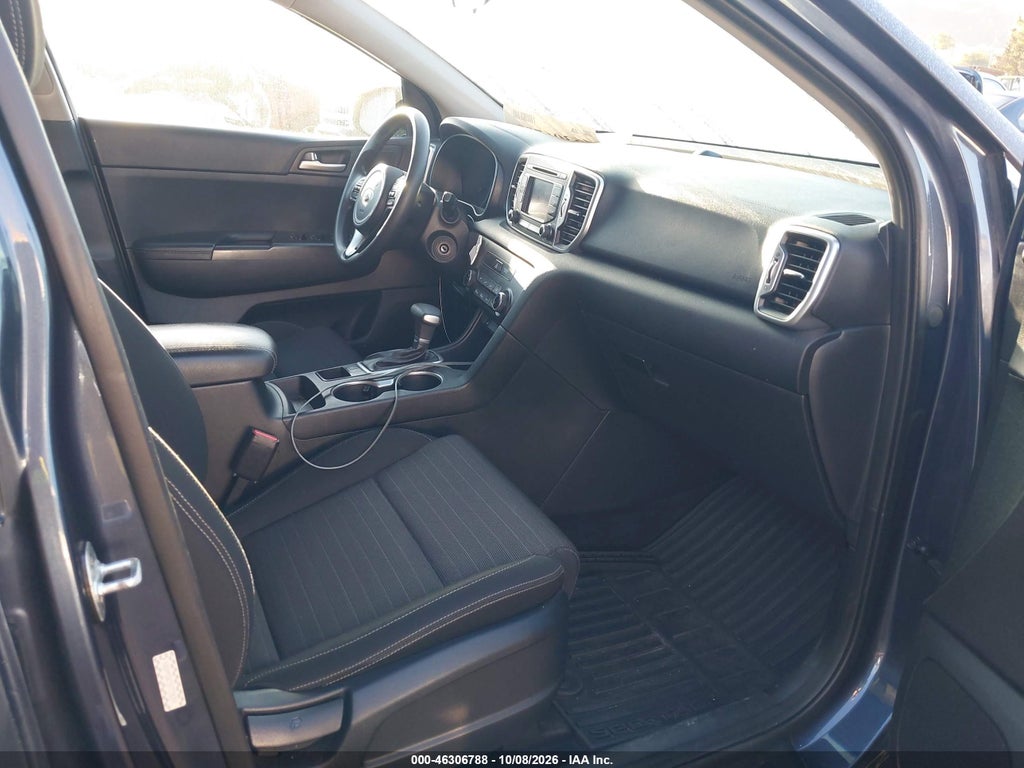 2017 Kia Sportage LX photo 5