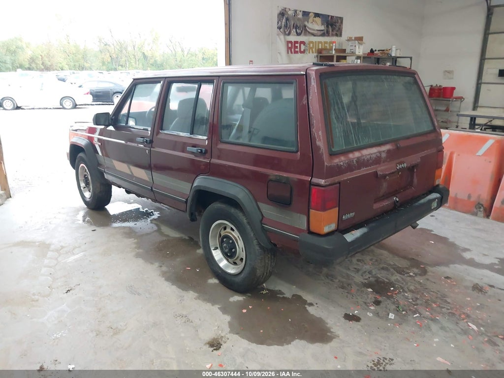 1991 Jeep Cherokee photo 3